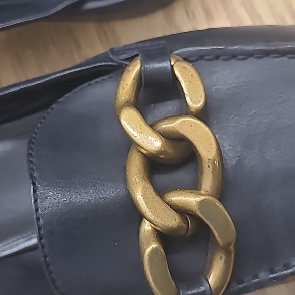 NWOT. MICHAEL Michael Kors Scarlett Chain Leather Loafer Mules - Picture 8 of 8